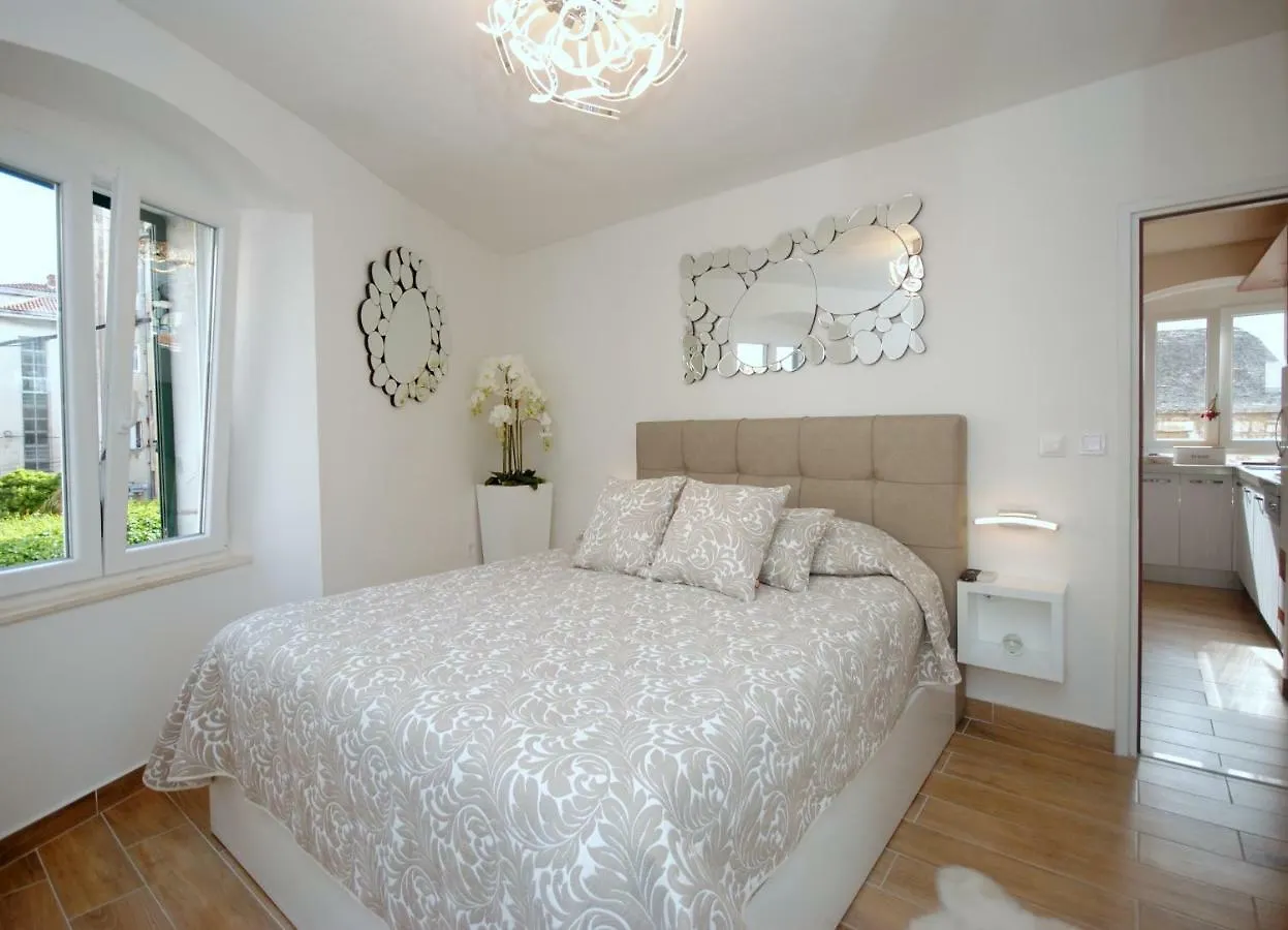 Apartments Kogo Split